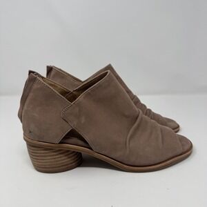 Sofft Womens 10M Peep Toe Booties Taupe Suede Block Comfort Heel Zip Up